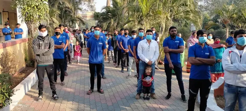 Group in blue t-shirts