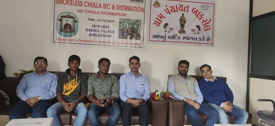 Guests seated, smokeless chulha banner
