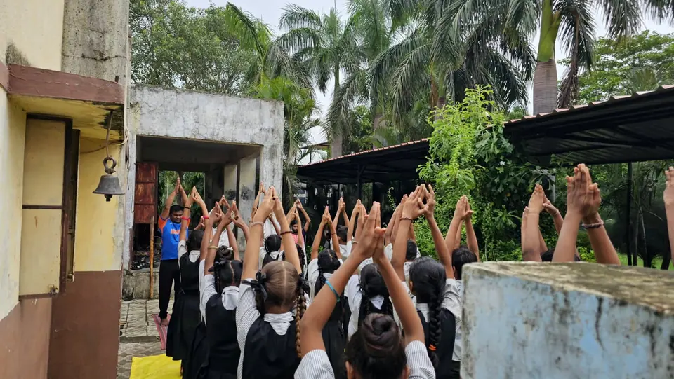 Yoga with schoolchildren